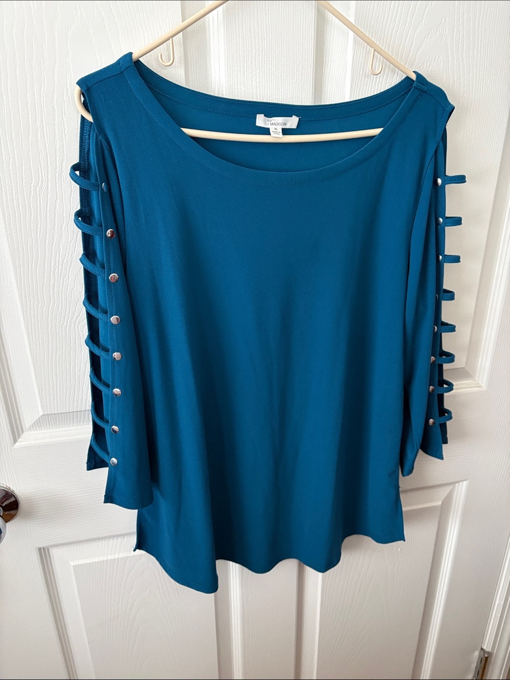89th & Madison Teal Open-Sleeve Long Sleeve Top